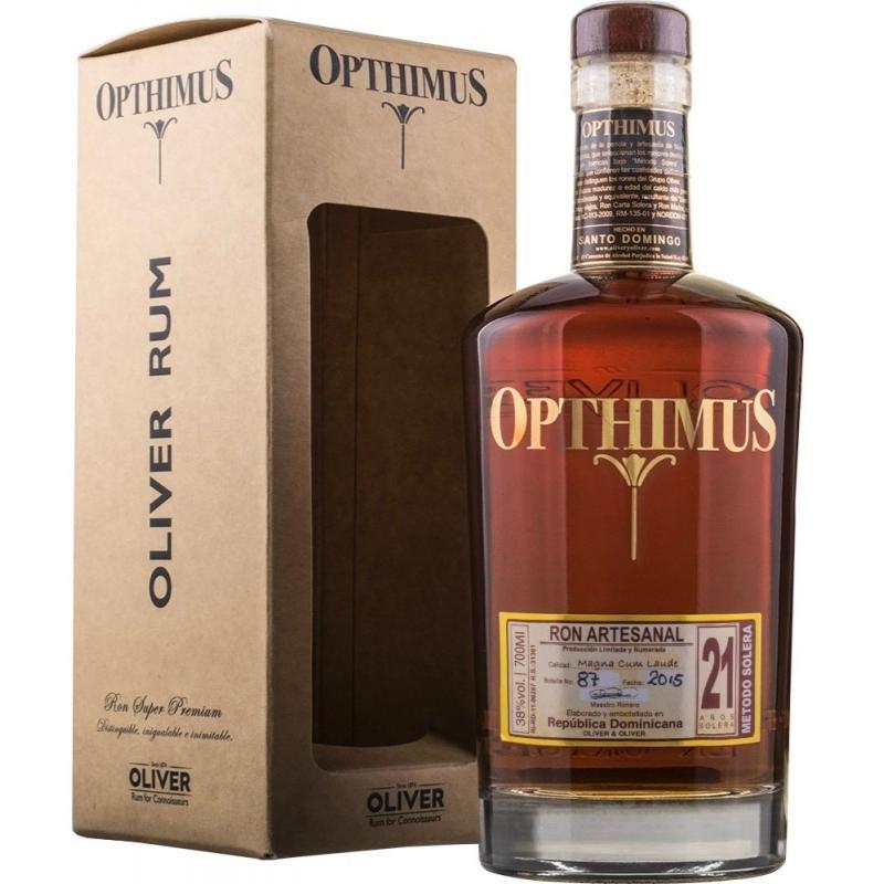 Opthimus 21 års Solera Republica Dominicana Oliver.jpg Opthimus 25 Års Solera Republica Dominicana Oliver rom