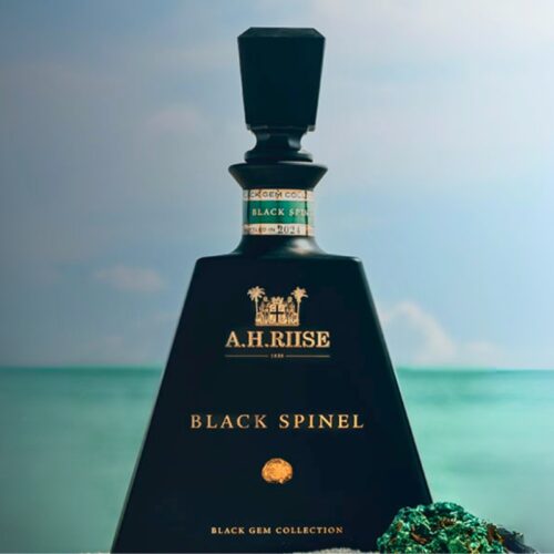 A.H. Riise Ultra Premium Black Spinel Edition